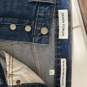 Denim Forum Blue Straight Jeans Classic Style